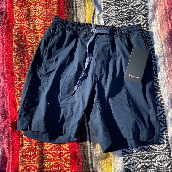 Lululemon Bowline Short 8" Stretch Ripstop True Navy Medium - Picture 4 of 7